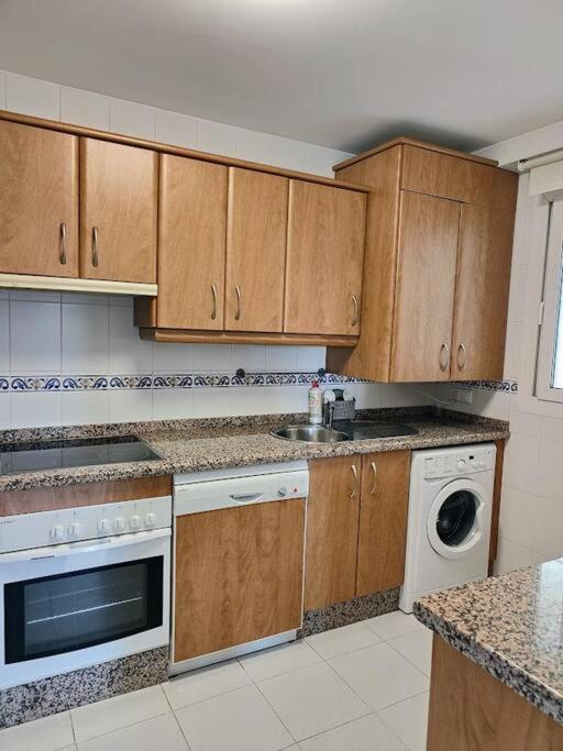 Benalmadena Apartment 66M2 Terrace 16M2 Sea View 200M From The Beach Exterior photo